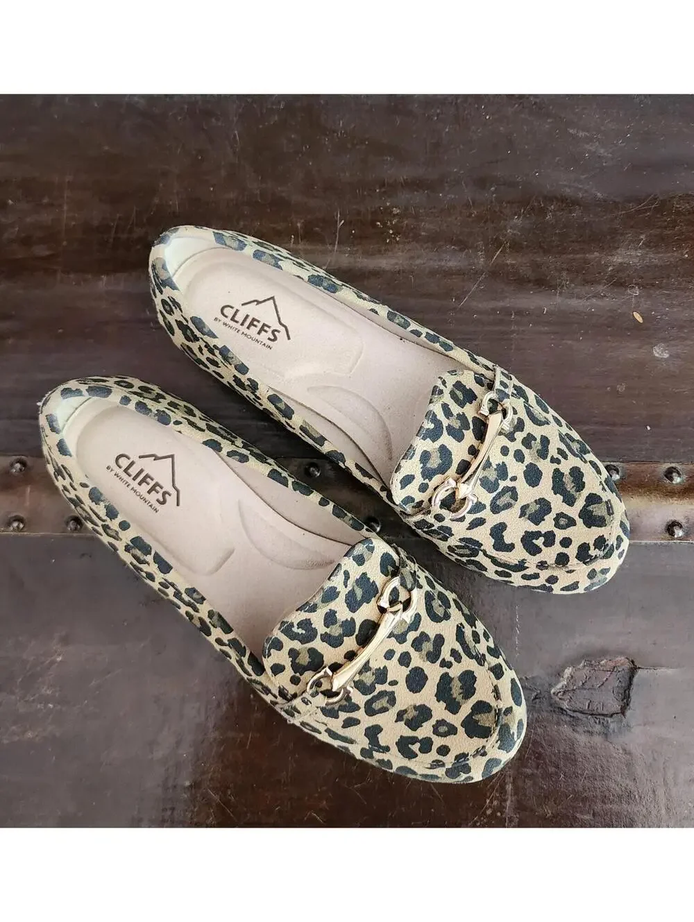 Cliffs by White Mountain Leopard Print Loafers‎ Flats Size 6 Women’s